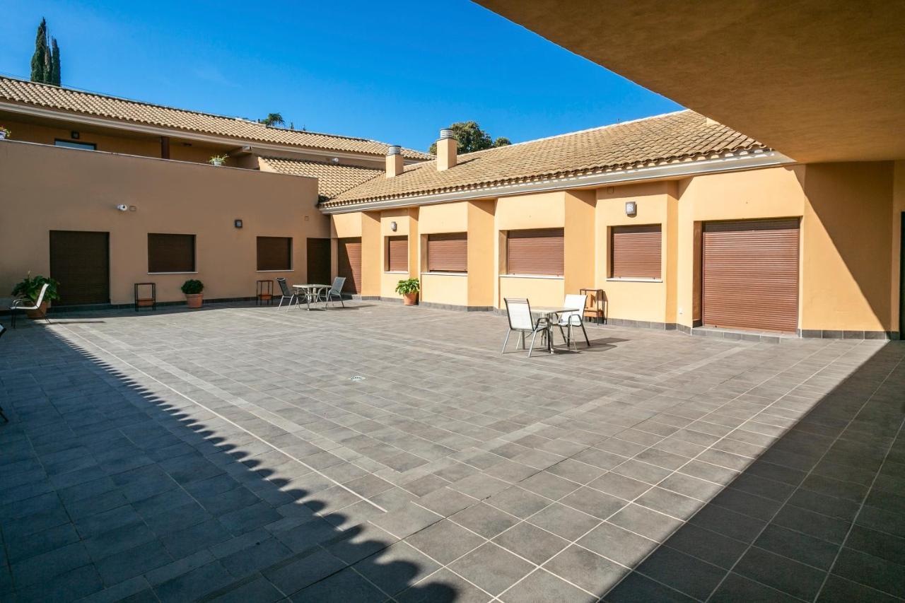 Apartamentos Turisticos La Castilleja Cordoba Exterior photo