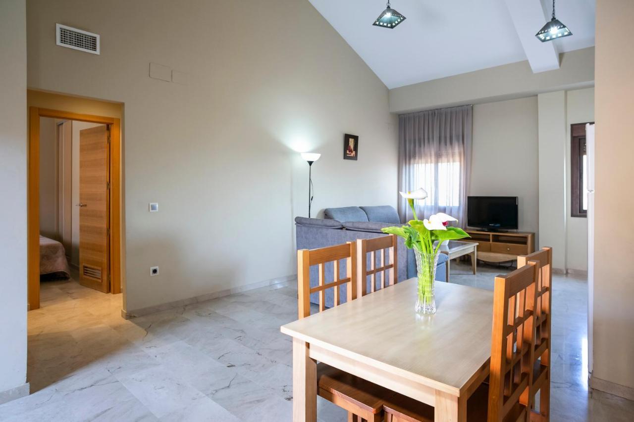 Apartamentos Turisticos La Castilleja Cordoba Exterior photo